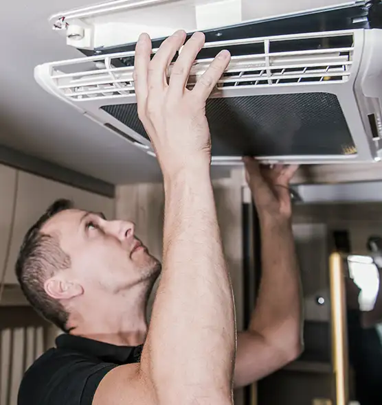  Professional Licensed And Insured Cleaners in Holyoke, MA